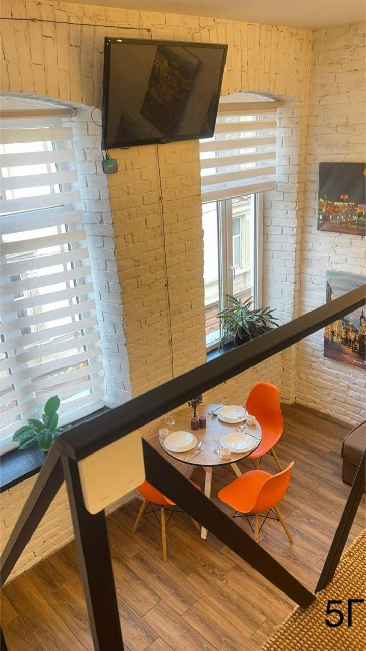 квартира-студія в самому центрі міста біля кобилянської Apartment *
